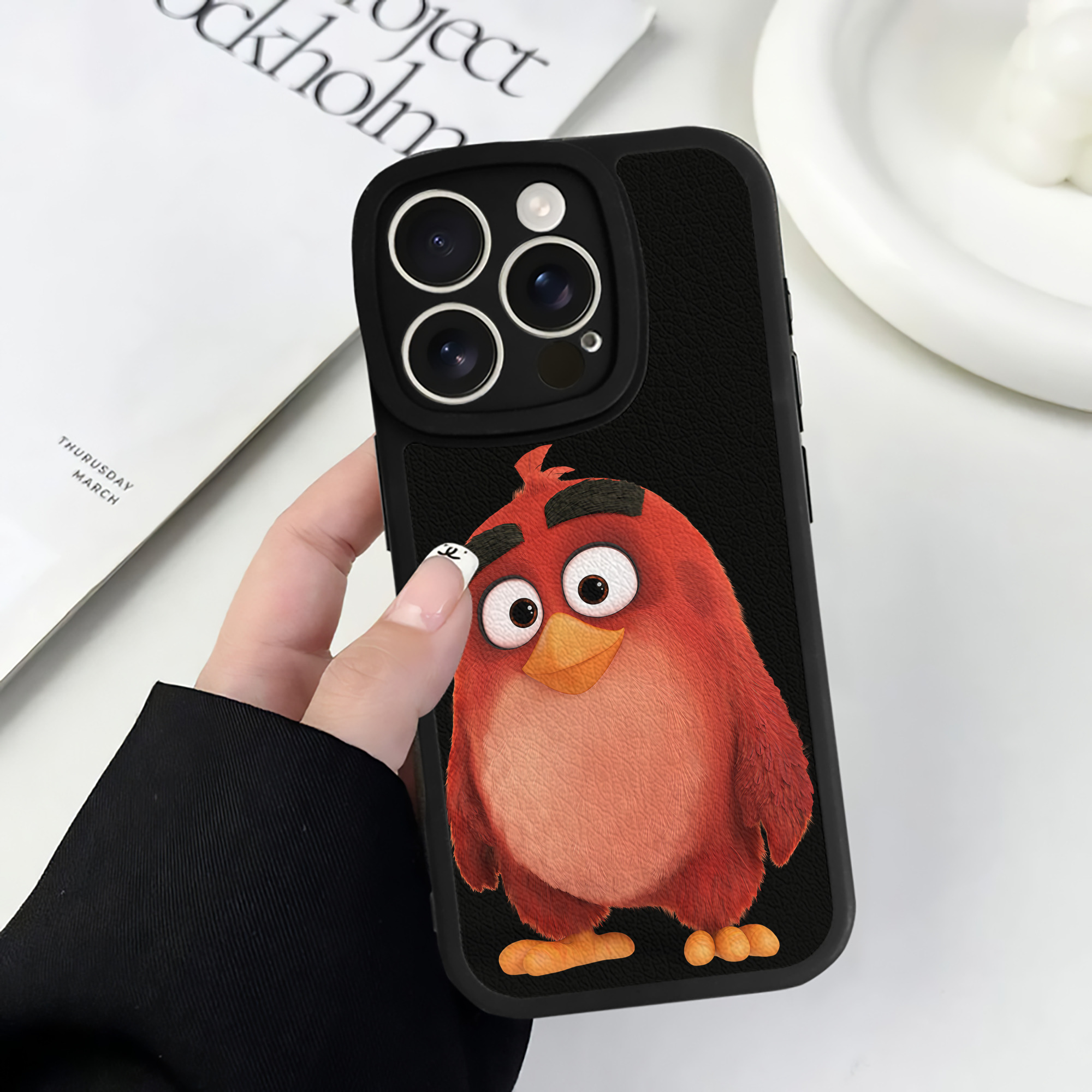 （画像用） Angry Birds アングリーバード 【iPhone 16シリーズ対応】シリコンスマホケース（レザー調） 材質：シリコン